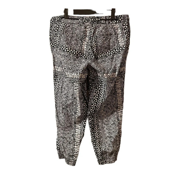 LOFT PRINTED JOGGER PANTS - Picture 2 of 6